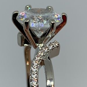 WHITE SAPPHIRE SOLITAIRE 6 PRONG RING